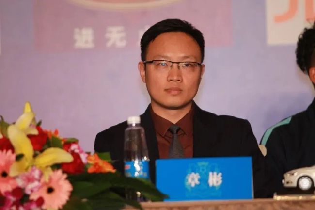 操情人视频