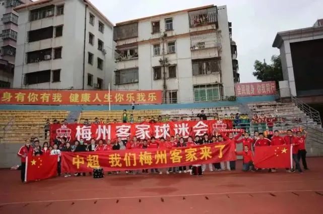 亚洲精品一区二区三区婷婷